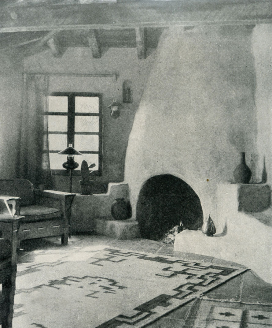 Photo of the sala and fireplace at the Hodge House